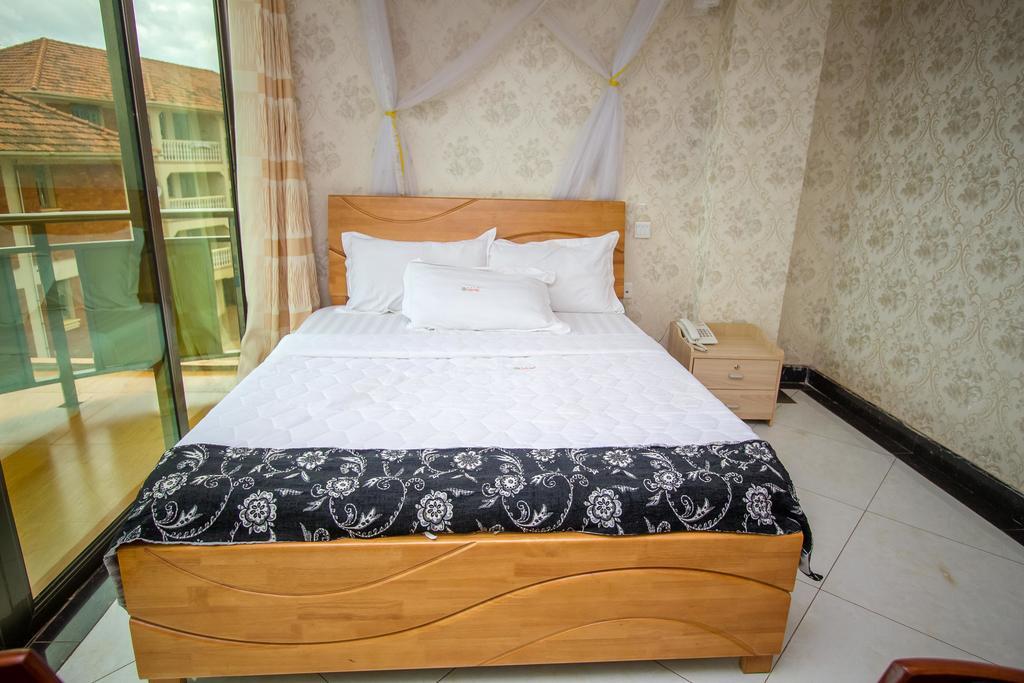 Sal'S Boutique Hotel Kampala Eksteriør bilde