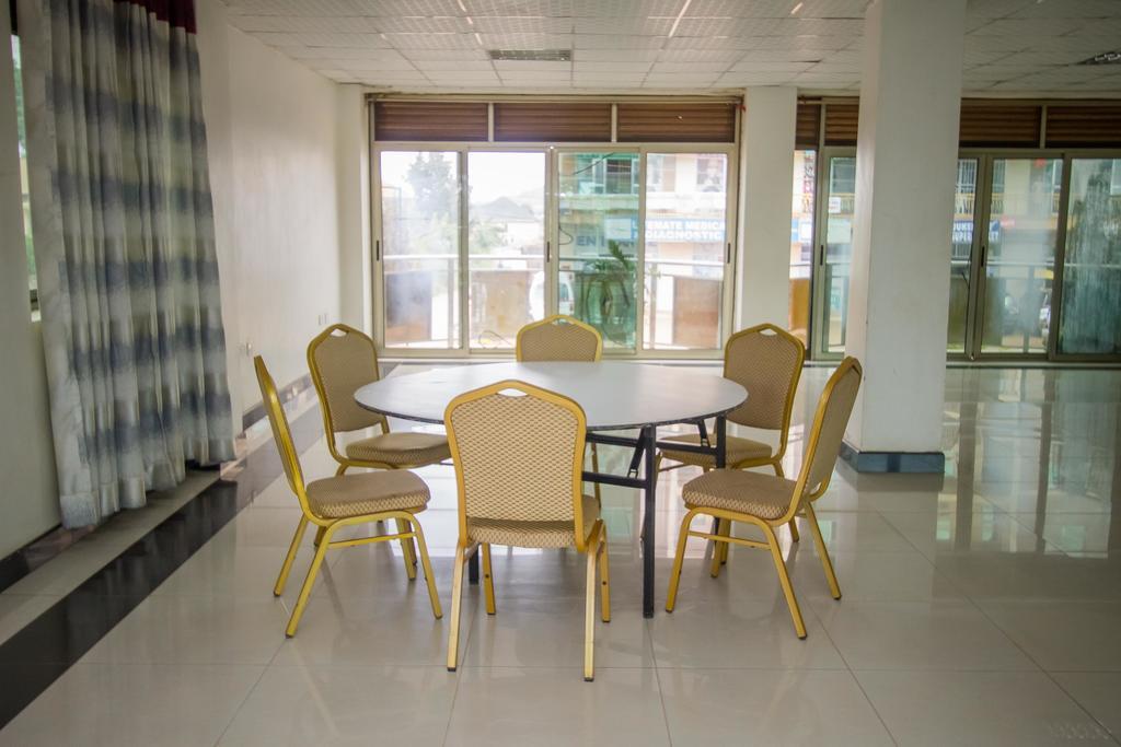Sal'S Boutique Hotel Kampala Eksteriør bilde