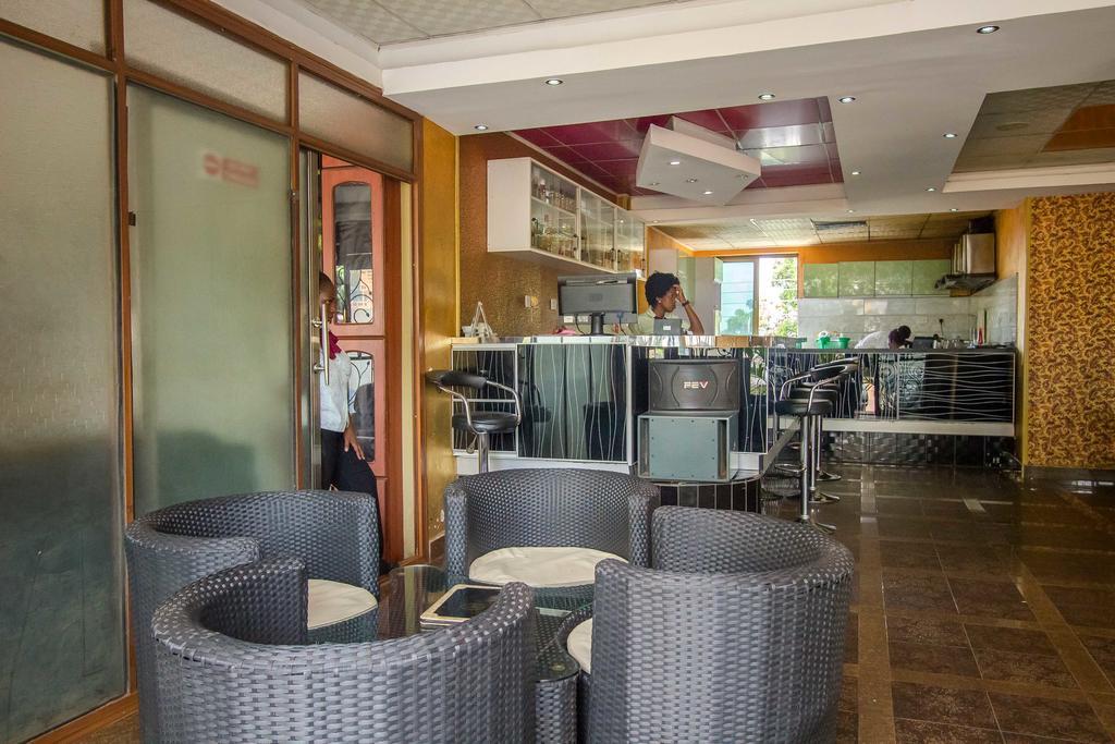 Sal'S Boutique Hotel Kampala Eksteriør bilde