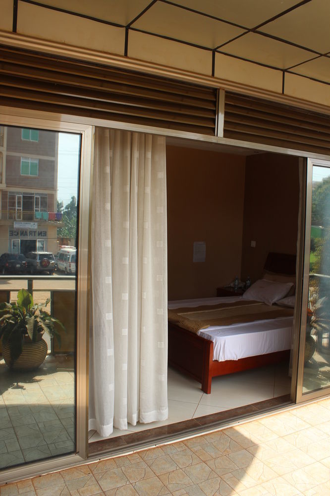 Sal'S Boutique Hotel Kampala Eksteriør bilde